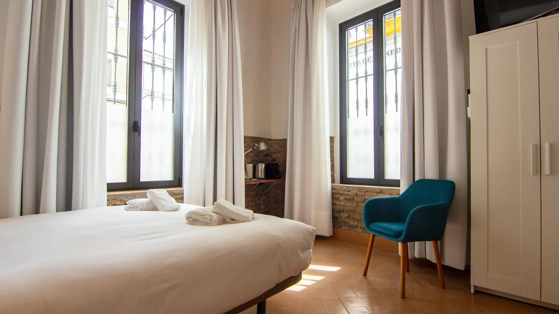 Rentalsevilla Lumbreras I 0*, Seville Spain